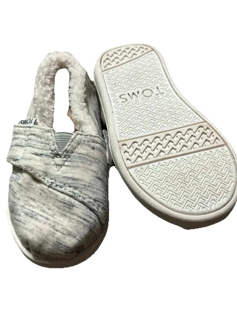 Toms kids slip